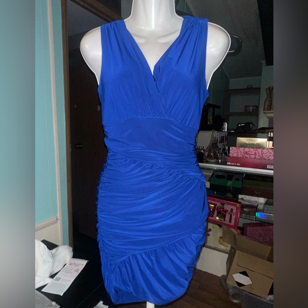Soprano Royal Blue Ruched Midi Dress